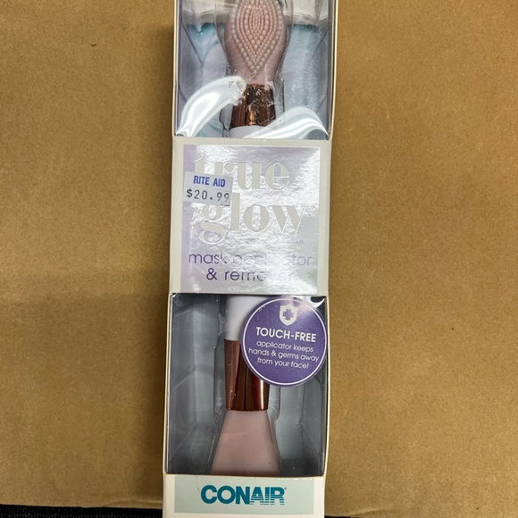 Conair true glow, bundle, accessories - Picture 16 of 16